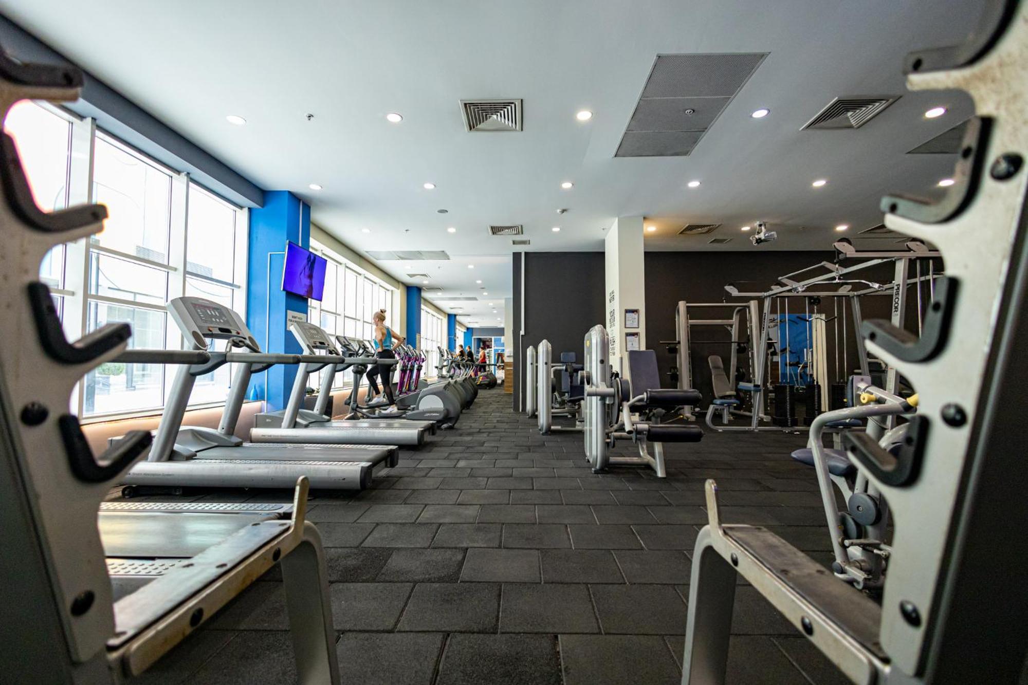 18Th & 16H Floor Secure Luxury Condos With Pool & Fitness Included In Price Escópia Exterior foto
