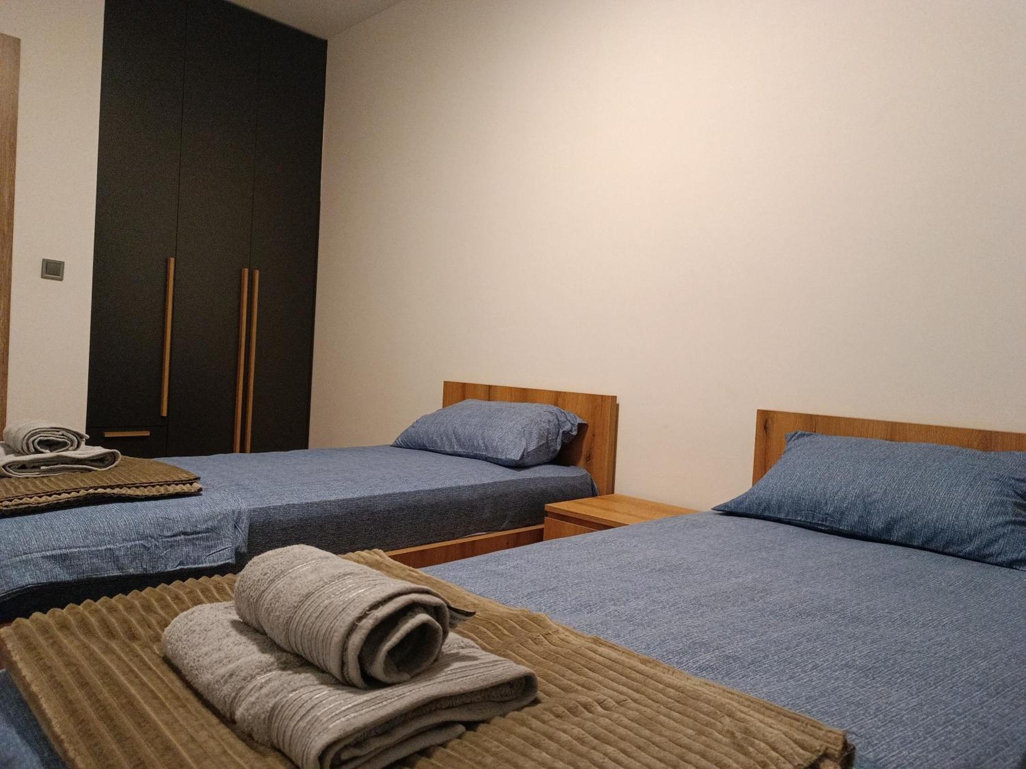 18Th & 16H Floor Secure Luxury Condos With Pool & Fitness Included In Price Escópia Exterior foto