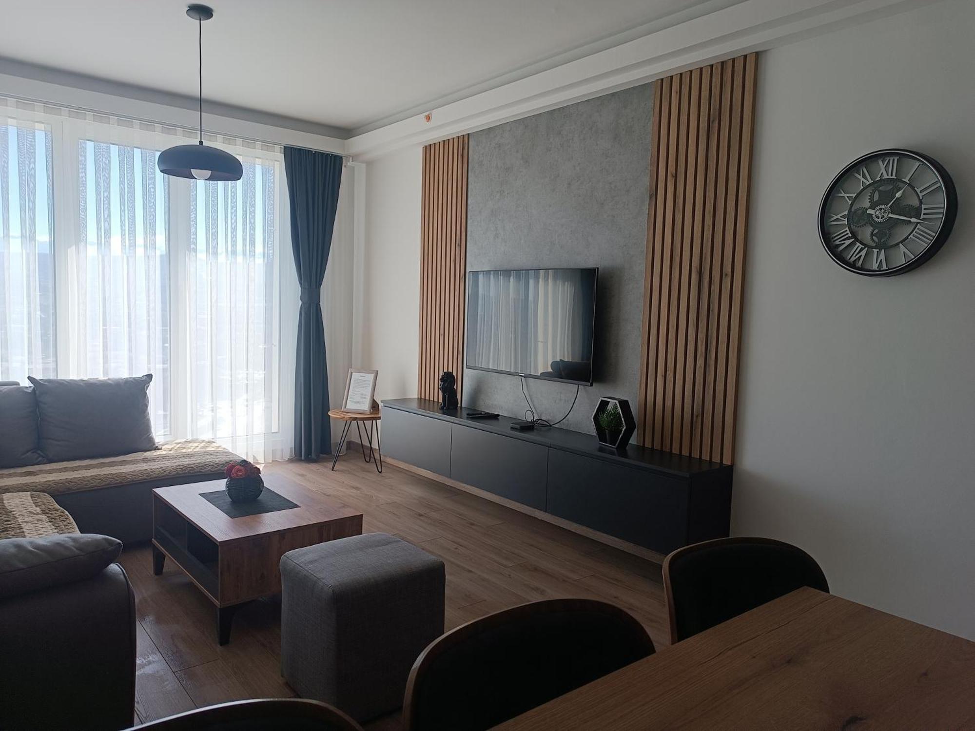 18Th & 16H Floor Secure Luxury Condos With Pool & Fitness Included In Price Escópia Exterior foto